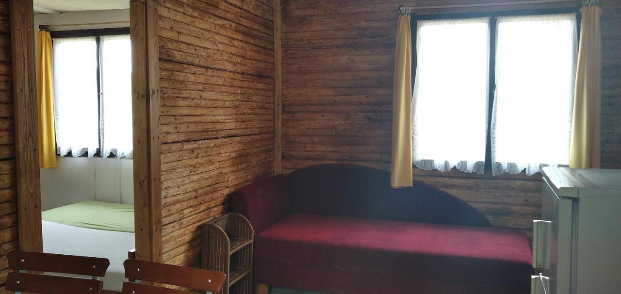 Retro Kemp Pod Boubinem Horní Vltavice Eksteriør bilde